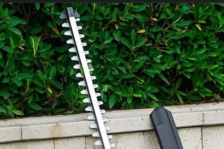 電動綠籬機(jī)刀片技術(shù)參數(shù)怎么選擇？